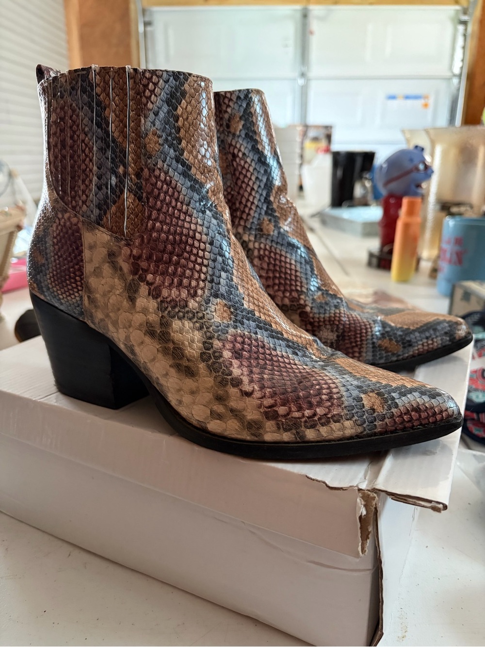 A Rider Girl Women's Snake-Print Ankle Boots in Brown/Gray